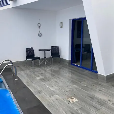 Maria Πλάγια Μπλάνκα